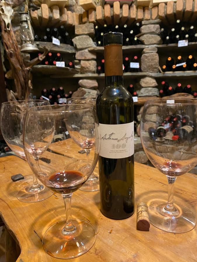 维拉普特祖 Il Castello酒店 外观 照片